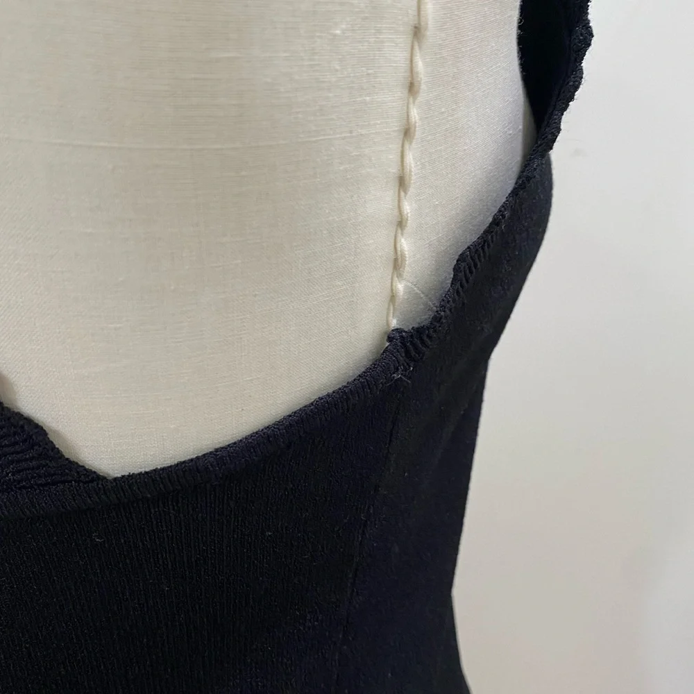 Autumn Cashmere Black Knit Tank Top Scallop Trim Cutout Back Italian Yarn Sz Med - Picture 4 of 6
